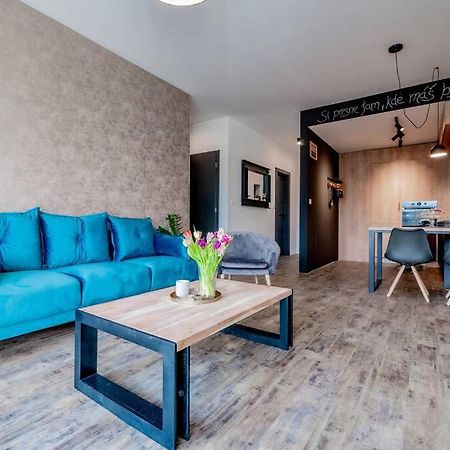 B10 Business Apartments Жиліна Екстер'єр фото