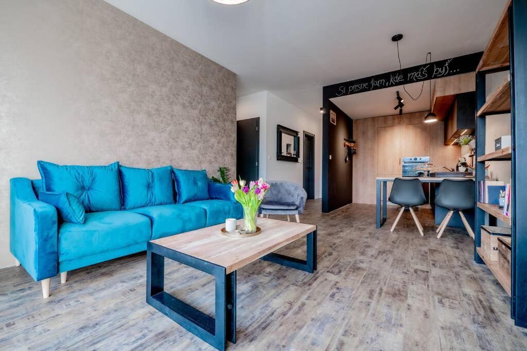 B10 Business Apartments Жиліна Екстер'єр фото