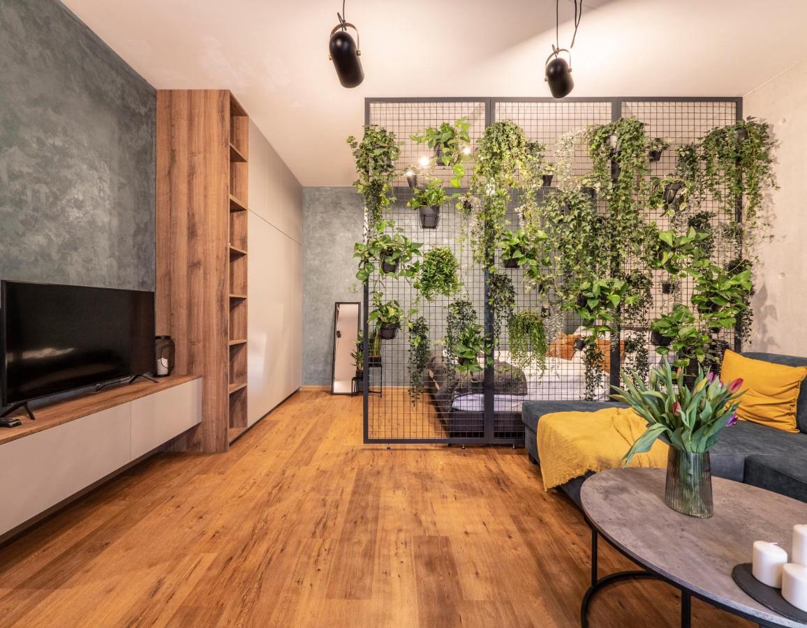 B10 Business Apartments Жиліна Екстер'єр фото